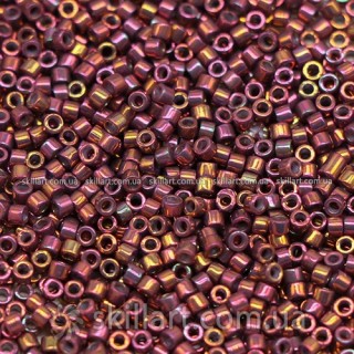 Бисер DB-1013 Miyuki Delica Beads 11/0 (блестящий, ягодный, малиновый)